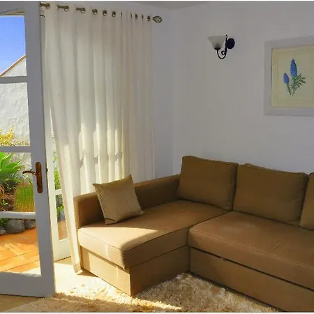 Oasis Tropical شقة